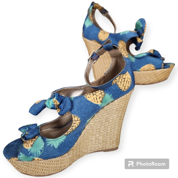 Qupid Pin-up, Retired "BluePineapple" Wedge Sandals size 6.5 NWOT - Picture 9 of 11